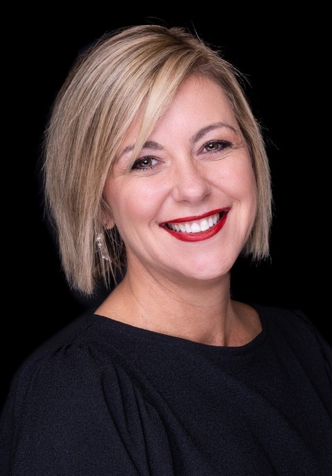 Photo of Kate E. Miller
